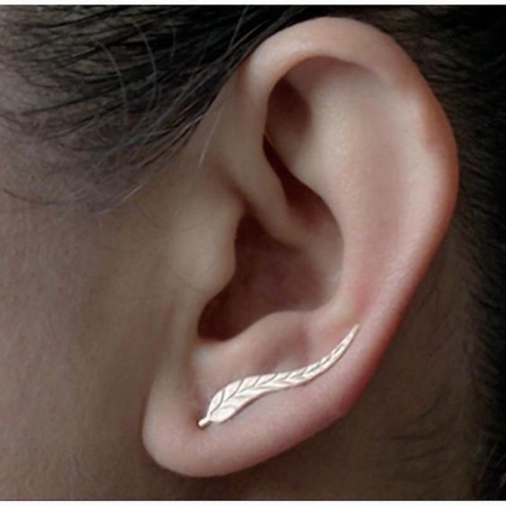 Ear clip metal leaf